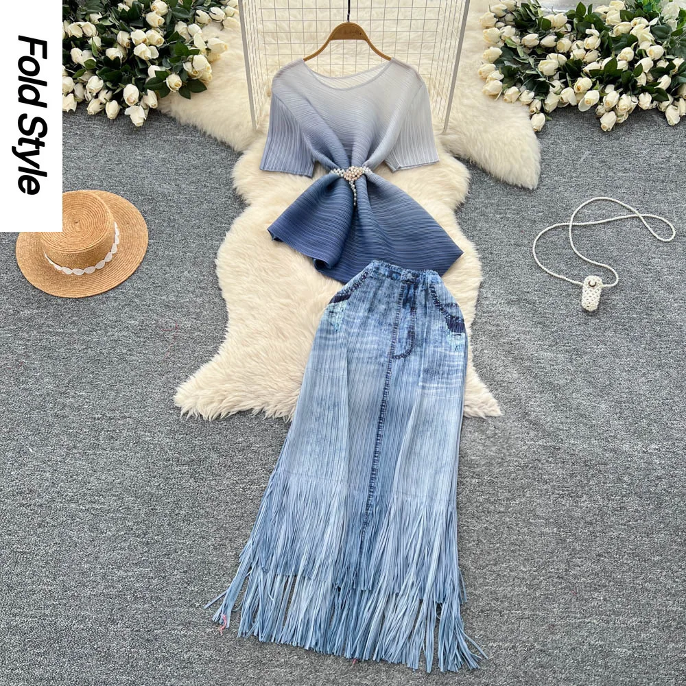 

2025 Niche Fashionable Design Sense Strap Waist Irregular Pleated Top High Waist Fringed Skirt Two-piece Set