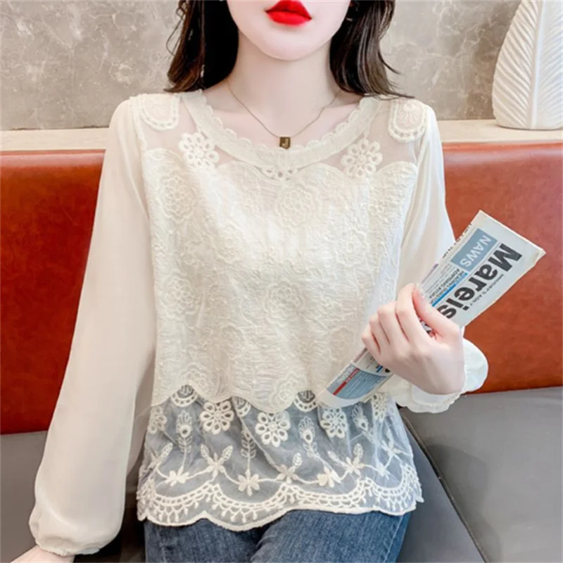 

Hollow out Lace Blouse For Women Shirt Pullover Tops Loose Chiffon Shirts Long Sleeved Blous Puff sleeve White Female Shirts