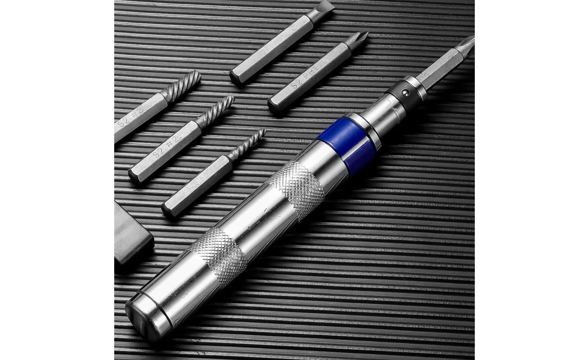 6-in-1 Screwdriver Set Compact Strike Screwdriver Manual Strike Driver Seized Bolts Hand Tool Easy Installation for Maintenance