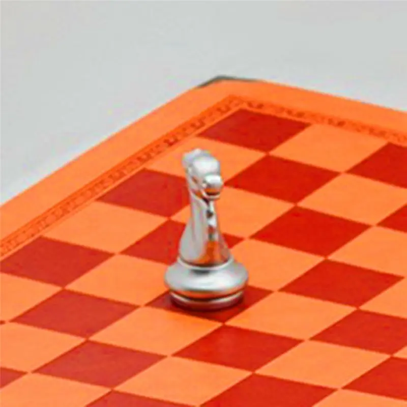 -[Cilae-17R] 33CM Leather Chessboard Unique Design Portable Board Game Accessory Metal Corner Guards