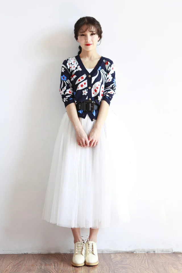 Abito a trapezio a vita alta da principessa con gonna midi svasata in tulle a tre strati