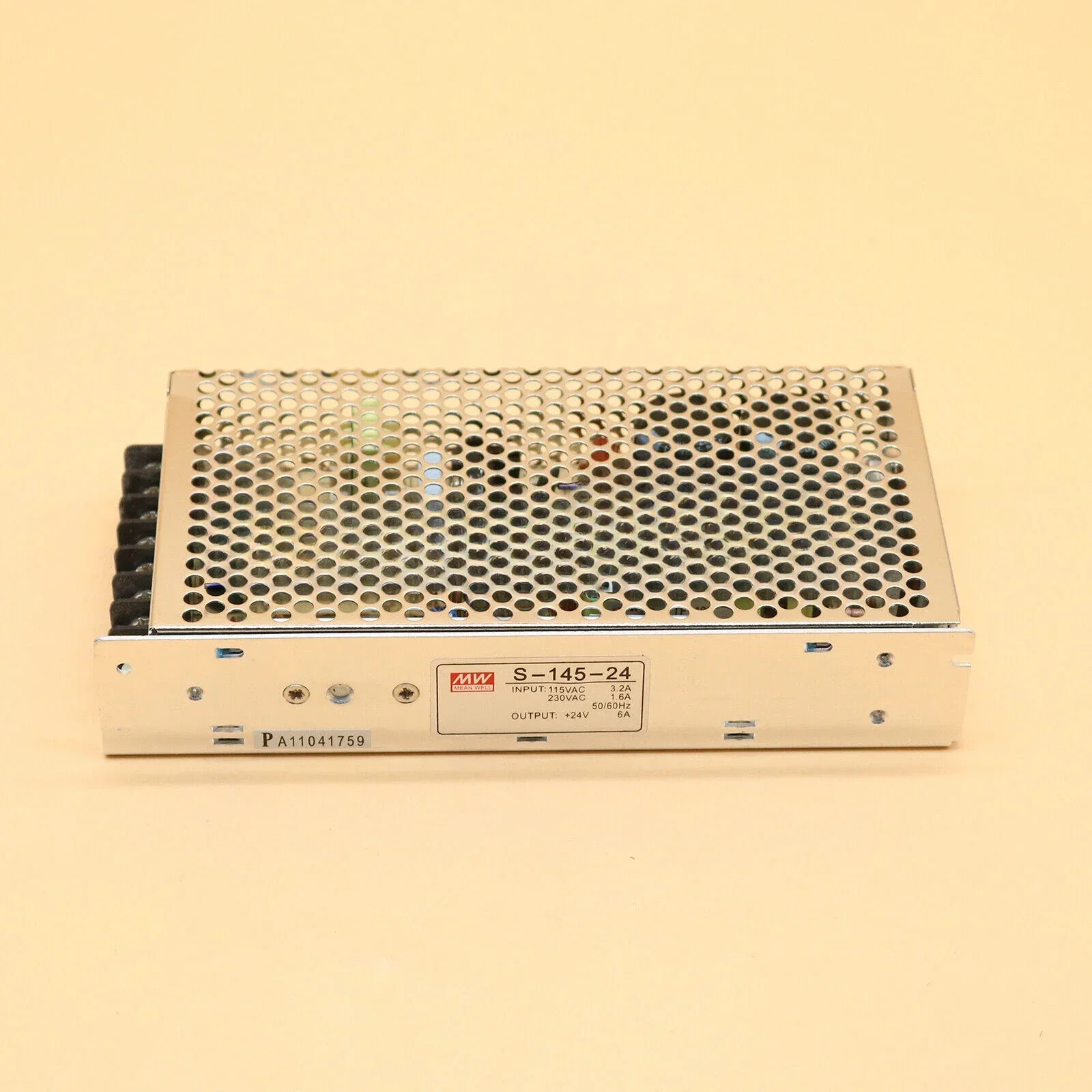 1 PC Nuovo MEAN WELL S-145-24 DC24V 6A Alimentatore Switching SPEDIZIONE VELOCE