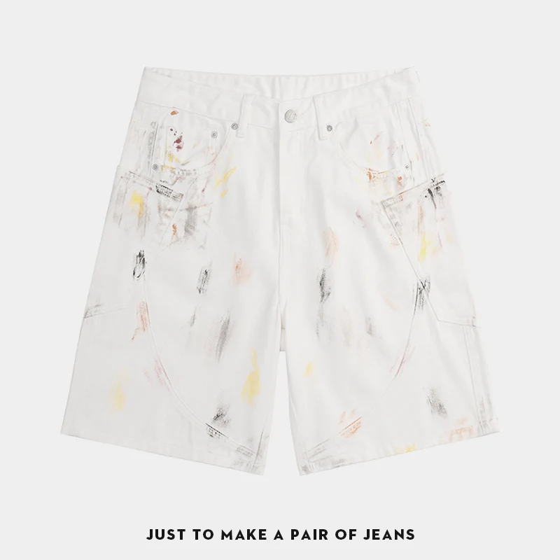 

мужчина в белых тяжелых джинсовых шортах спецодежды с несколькими карманами, свободные, изогнутые трусы и пятидюймовые брюки с нишевыми граффити.