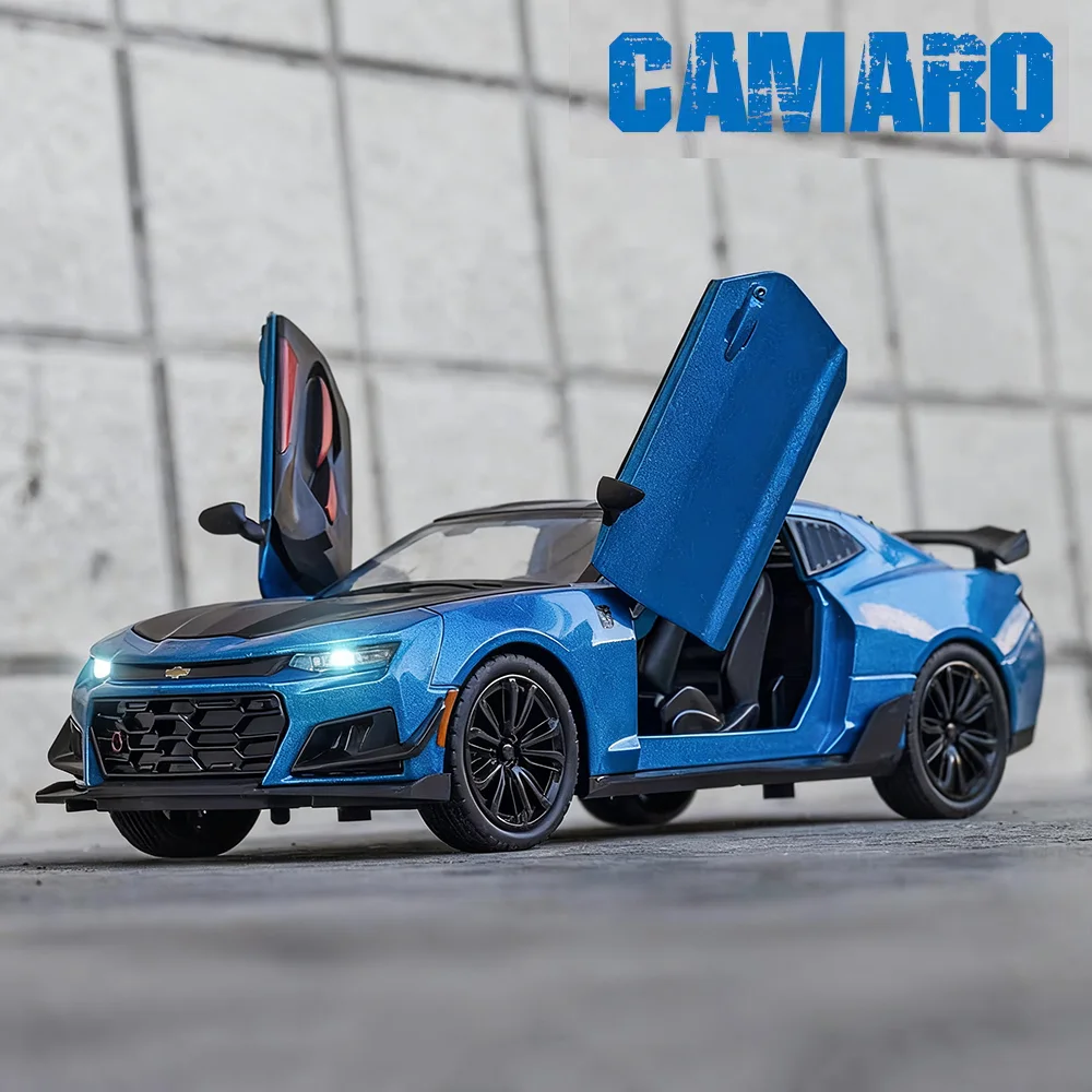 1:24 Scale Camaro Cars Miniature Models Toys Alloy Diecast Sound Light Vehicles white Pull Back Sports Car for Child Adult Gifts