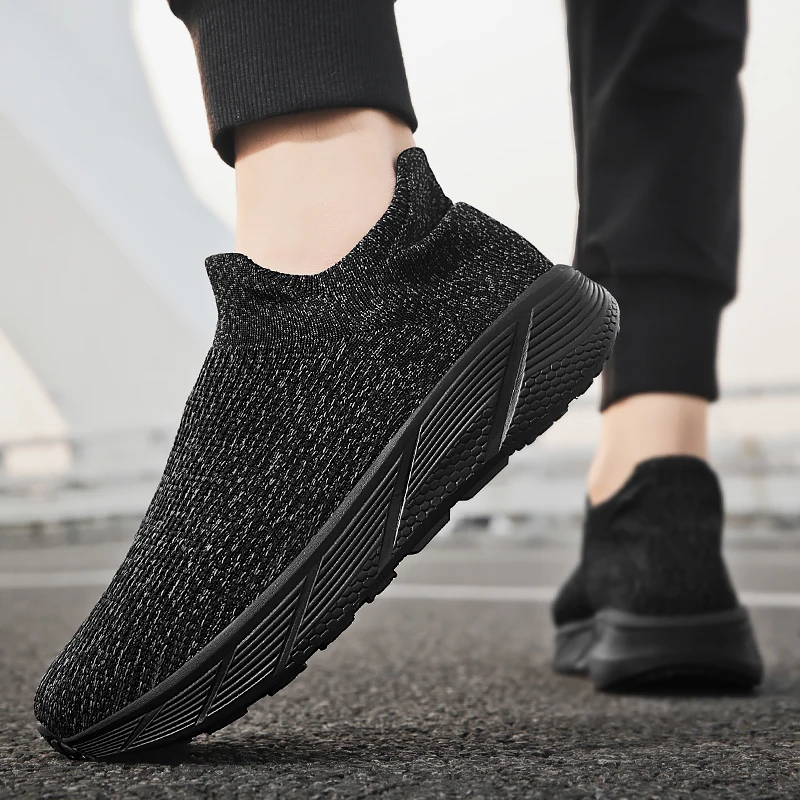 2023 new mesh shoes men's breathable sports leisure with knitted socks shoes