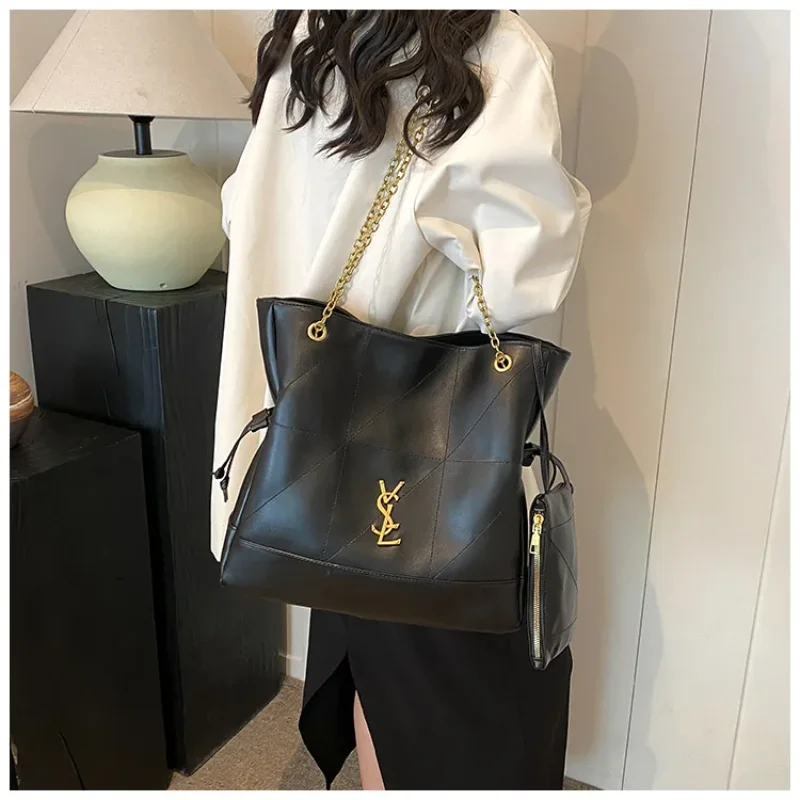 

Сумка через плечо в стиле ретро 2025 года. Просторий кошелек через плечо с ремешком-цепочкой, элегантная рабочая сумка для женщин, офиса и путешествий.