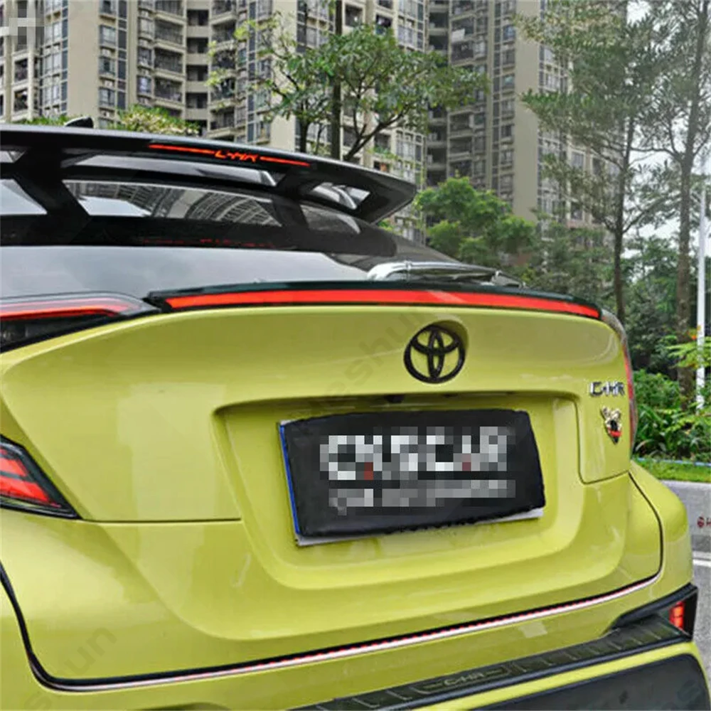 Spoiler samochodowy Led Lampa tylna bagażnika Do Toyoty CHR 2018 2019 2020 Tylne drzwi Skrzydło Spoiler środkowy przez światła