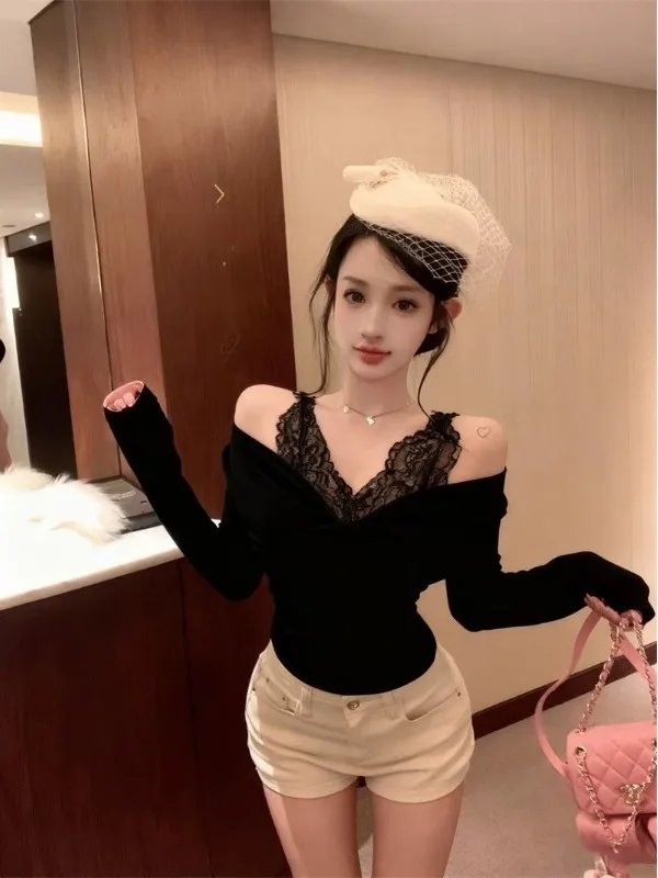 Sexy Lace Splice V-Neck Long Sleeve T-Shirt Women's White Flirty Knot Top High Waist Standard Fit Pure Color Breathable Cotto...