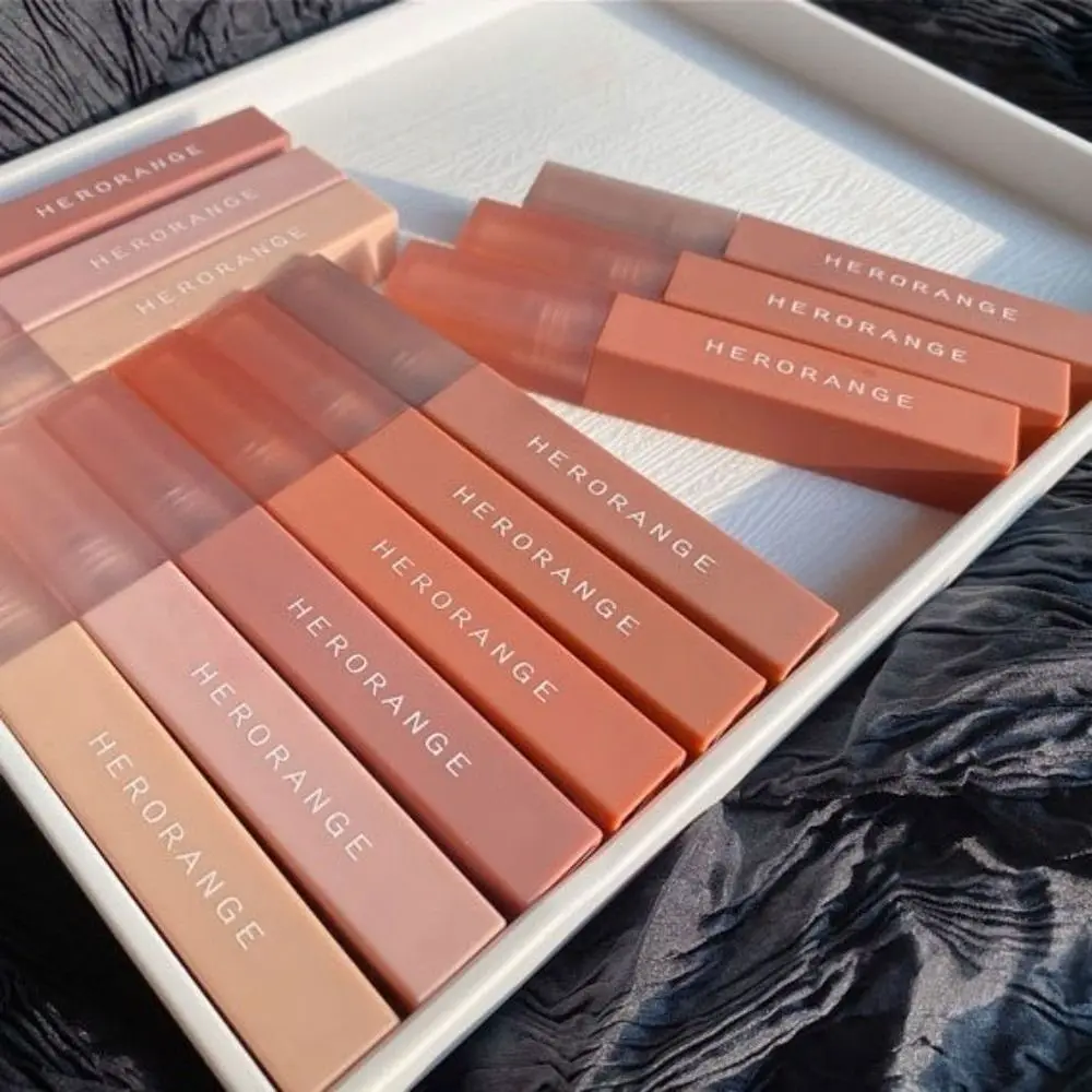 New Matte Finish Velvet Lip Gloss Mist Texture Long Lasting Lip Makeups Watery Texture Non-Sticky Glossy Lipstick for Girls