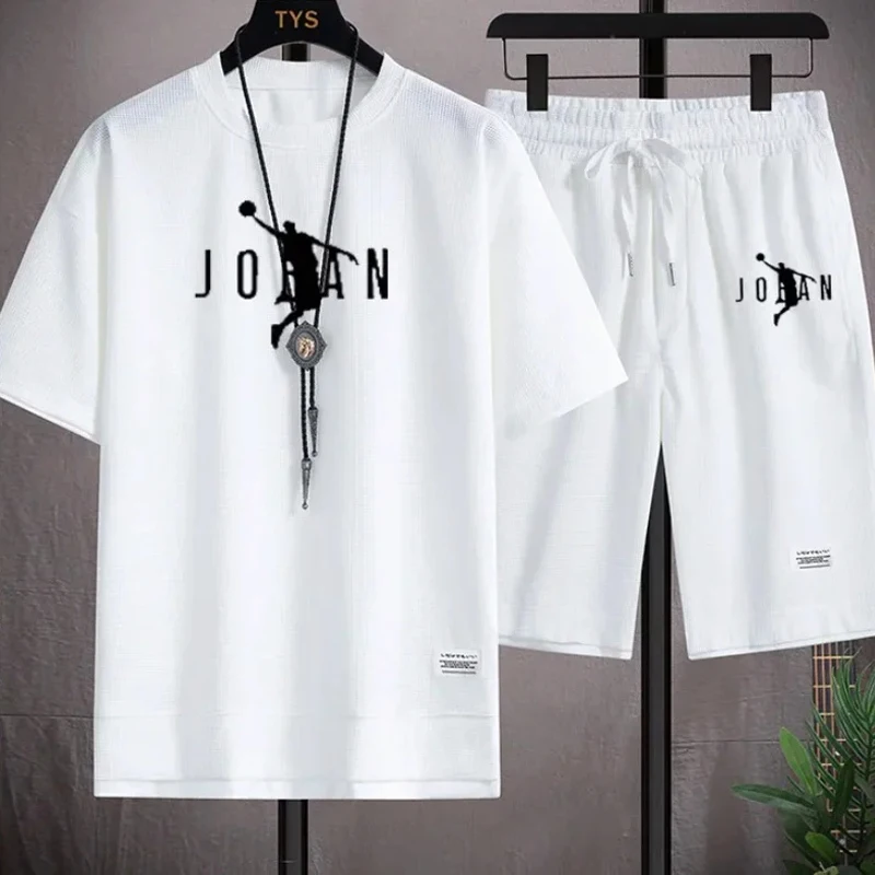 Summer sports new men's fashion casual wear round-neck short-sleeved T-shirt and shorts breathable set