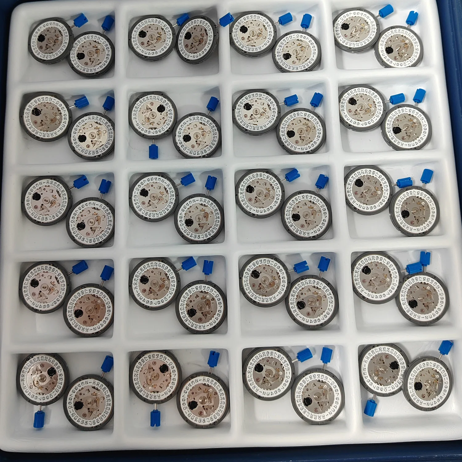 White Calendar NH35A Watch Movement Automatic Mechanical Movement 3 O'clock Position NH35A Movement Watches Repair Tool