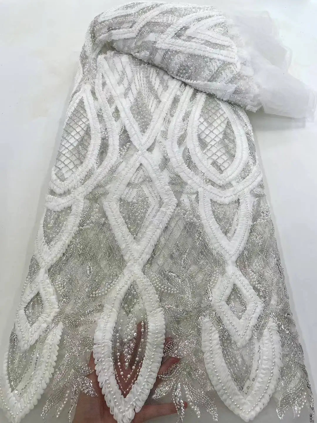 

High Quality African Handmade Beaded Lace Fabirc 2025 Sewing sequins Embroidery Nigreian Lace Fabric Women Wedding Dress.