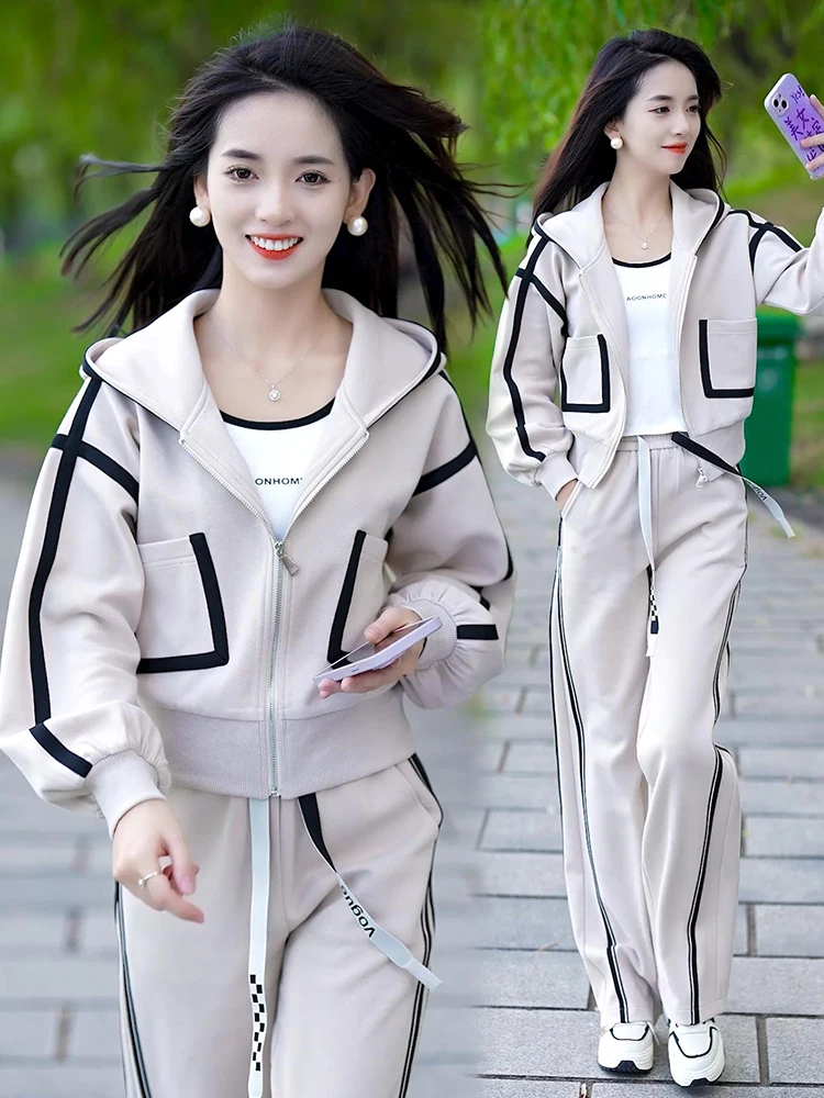 

Модный повседневный спортивный костюм с высоким содержанием хлопка для женщин: весенне-осенний новый комплект из двух предметов с широкими брюками, визуально стройнящий фигуру