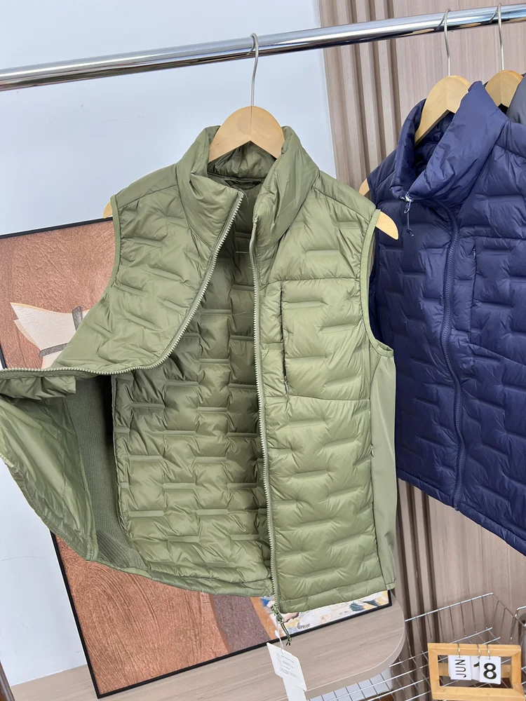 Men's Lightweight Fashionable down Vest Windproof Water-Resistant Couple Style Standard Fit Urban Style Youth Fashion