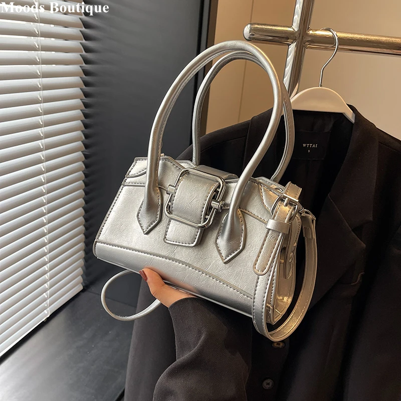 Borse a tracolla lunghe con manico lungo per le donne 2023 Designer Luxury Bag Buckle Decor Pure Color Mini Motor Boston Shoulder Crossbody Bags