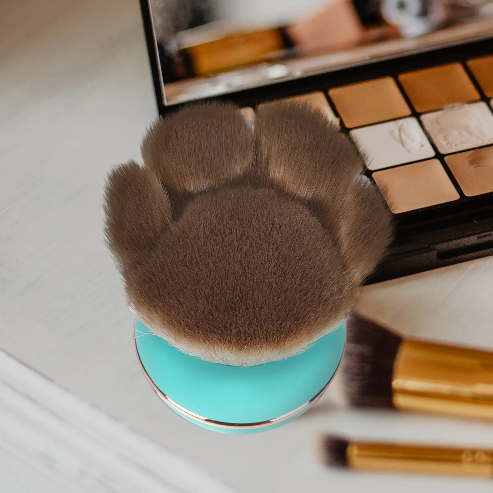 

1Pcs Portable Brush Professional Makeup Tool Powder Blush Applicator Shading Face Contour Makeup Supplies