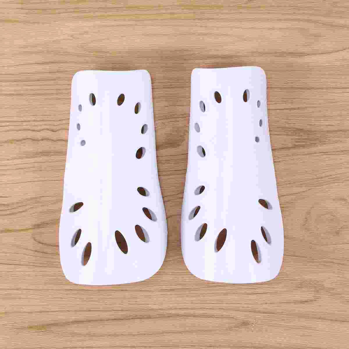 

Soccer Leg Pad Board Calf Guard Breathable Shin Sport Protector Gear Guards Football Protective