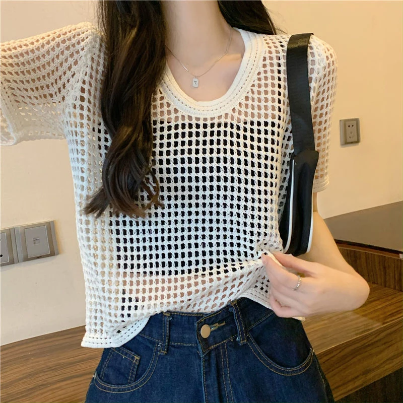 Summer Thin Hollow Out Short Sleeve Women T Shirts O Neck With Black Suspenders Fashion All-match Sexy Sweet Oversized Crop Top