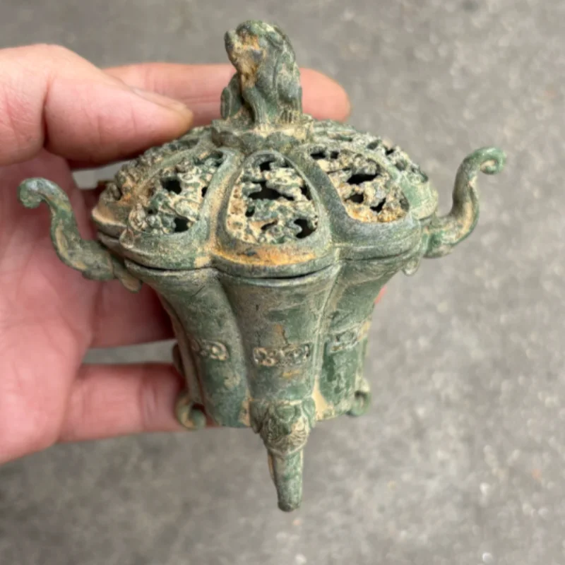 Antique Copper Collection Lion Lid Double Ears Three Legged Incense Burner Home Living Room Desktop Decoration Ornament Crafts