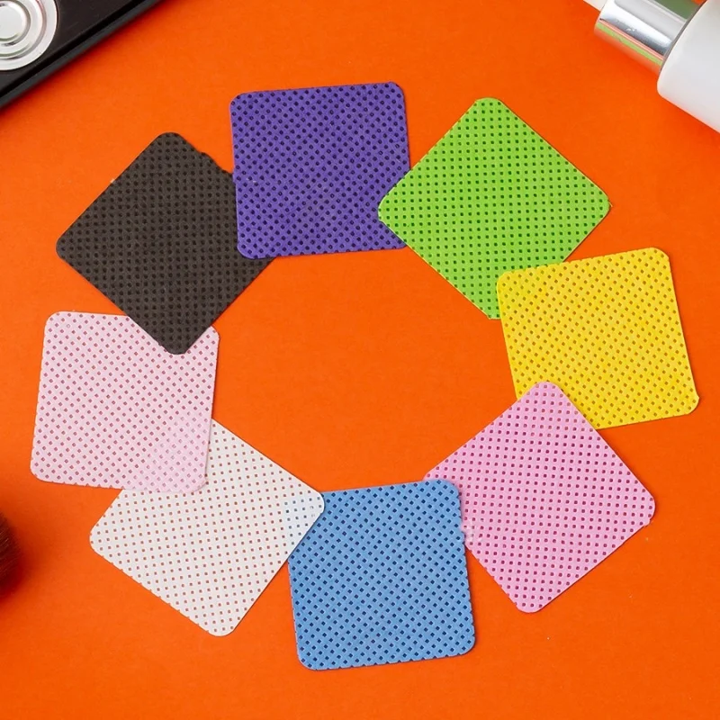 1000 قطعة مناديل الأظافر الملونة خالية من الوبر مسمار مزيل طلاء الأظافر منصات ماصة لينة رمش تمديد الغراء مناديل التنظيف إزالة ماني