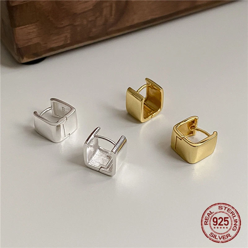 

New S925 Silver Smooth Square Unique Design Small Hoop Earrings For Women Simple Temperament High-end Jewelry 11MM