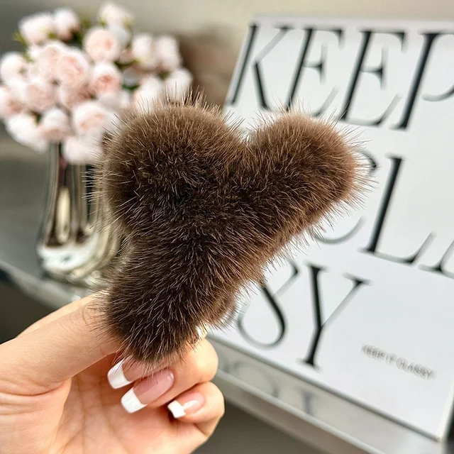 Klipsy do włosów dla kobiet Popularne spinki do włosów Spinki do włosów Akcesoria dla kobiet Vintage Natural Mink Hairclip Akcesoria Dziewczyny Nowe