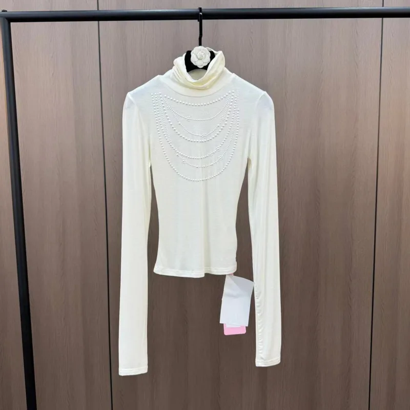 [ZOCI] French Pure Desire Girl Slim Fit Pearl Chain High Neck Base Shirt, Autumn New Style Knitted Shirt