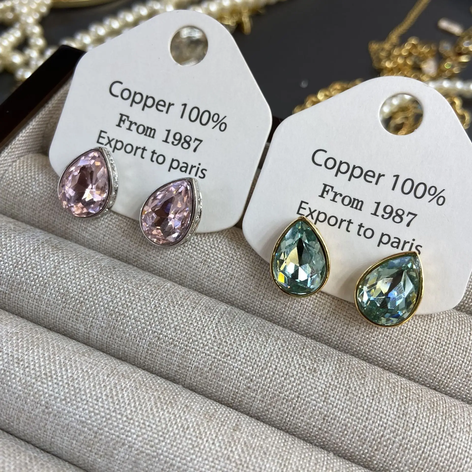 

Серьги-гвоздики с каплями воды и кубическим цирконием для женщин, темпераментные женские маленькие серьги-капли, аксессуары для вечеринок, роскошные ювелирные изделия, подарок