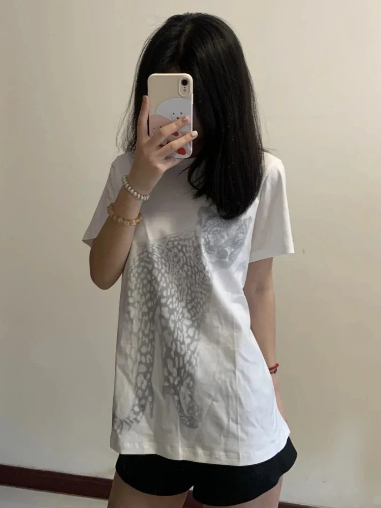 

2025 Japanese Casual Cartoon Printing T-shirt Streetwear Vintage Loose White Tshirts Y2k Aesthetic Summer Simple Grunge Tees