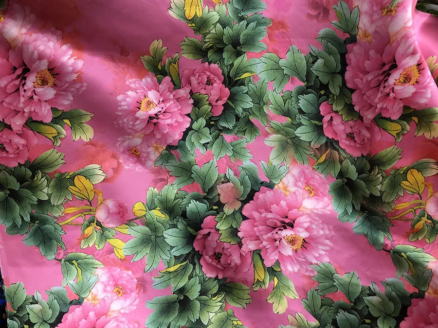 Designer Cloth 40 Momme Heavy Silk Satin Clothing Fabric Foundation Green Leaf Pink Peony Spray Painting Silk Fabric DIY