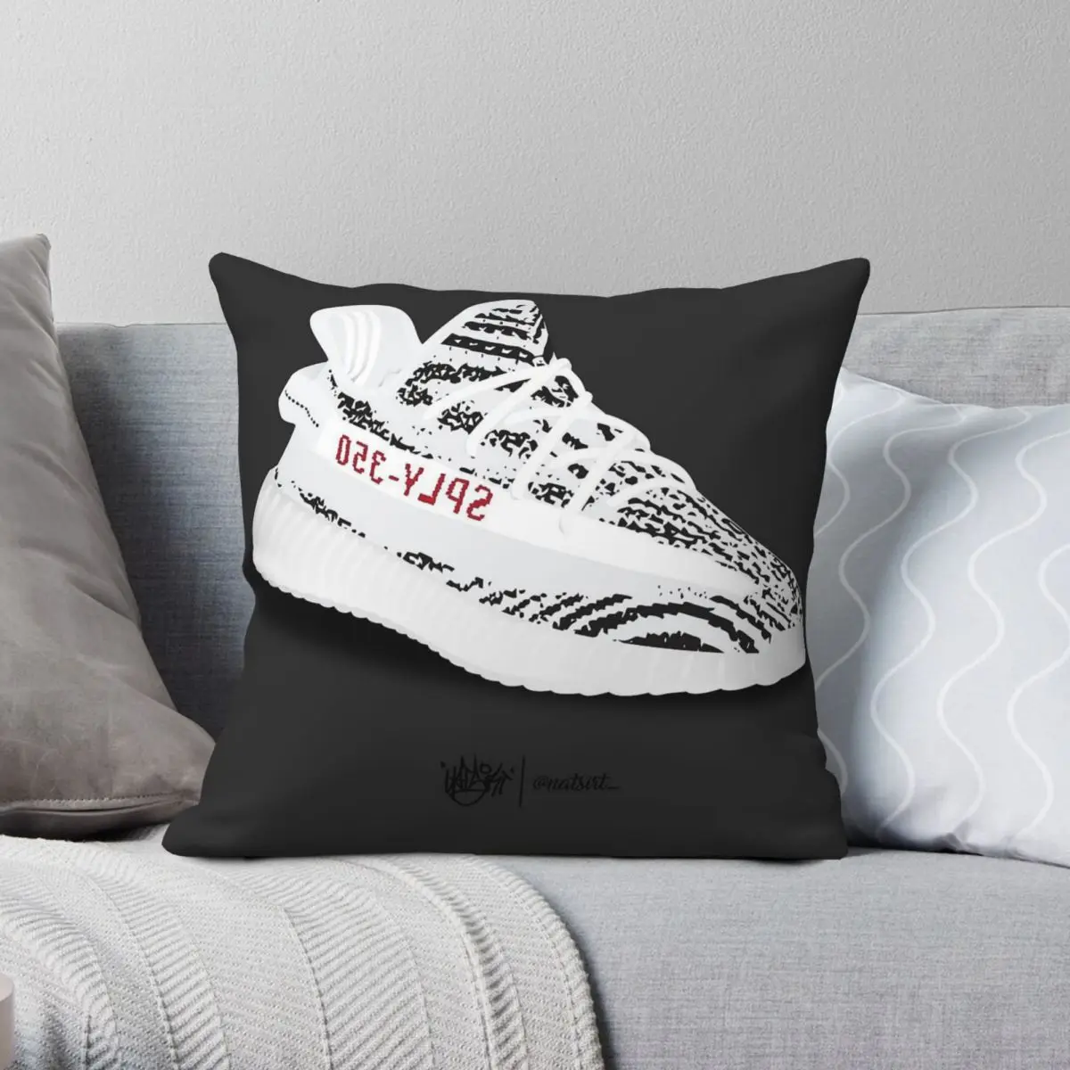 

Yeezy Zebra Pillowcase Polyester Linen Velvet Printed Zip Decor Room Cushion Cover Wholesale