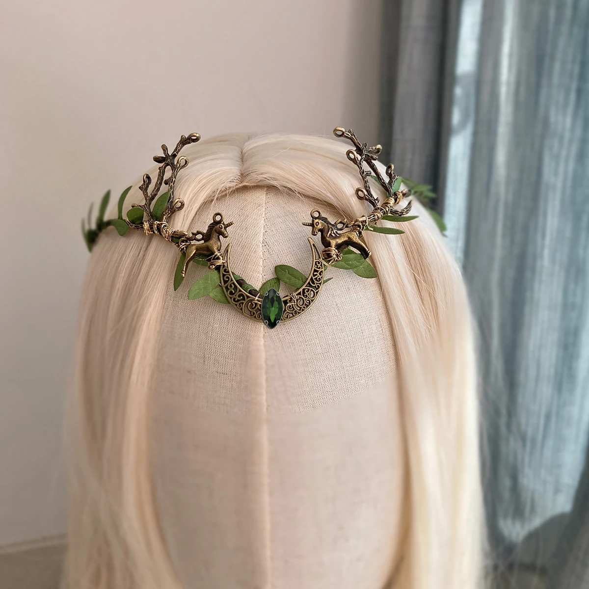NATSORA Moon Woodland Stirnband Tiara mit Zweigen, Feenkrone, Elfenkrone für Braut, Hochzeit, Feen-Schmetterlingskostüm – Detail 25
