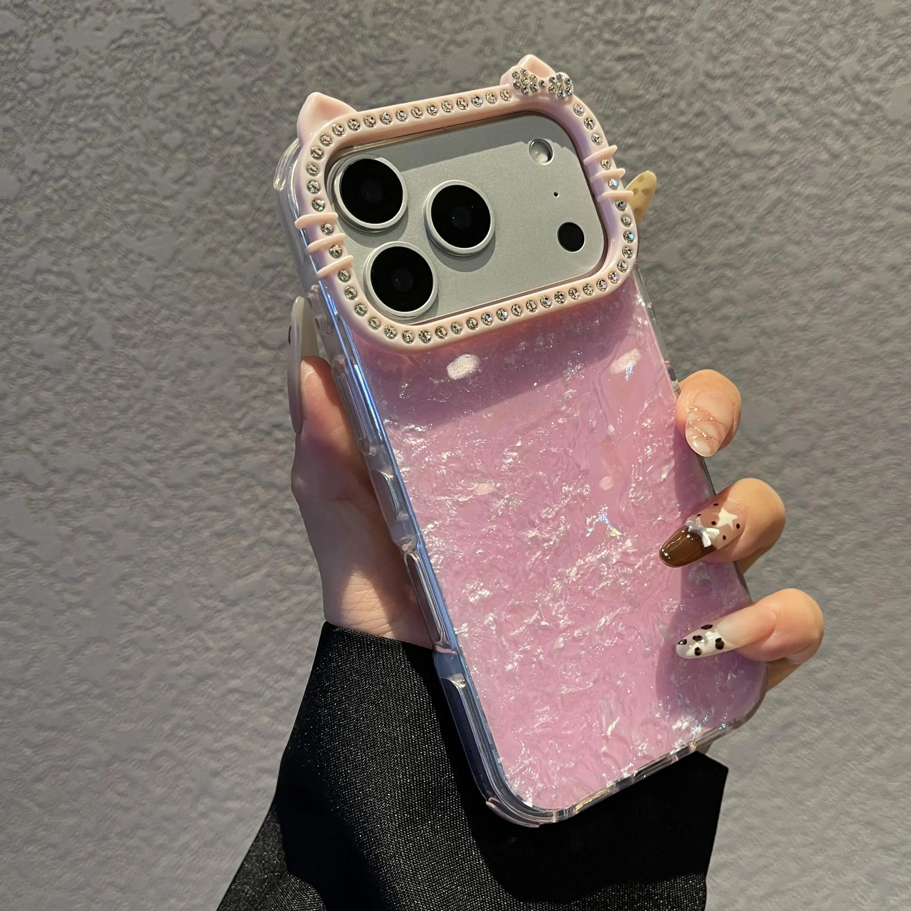 

Fashion Diamond Kitty Cat Ear Phone Case for iPhone 17 Pro Max Glossy Glitter Shell Pattern Phone Cover for iPhone 16 15 14 13