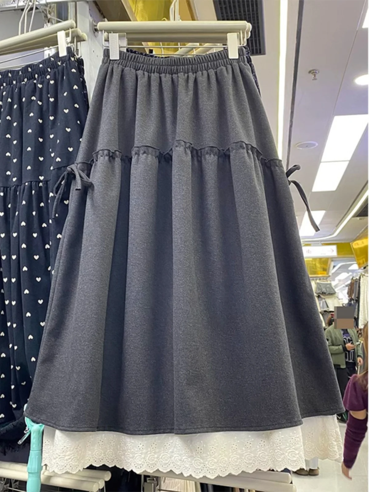 

High Waist A-Line Midi Skirt Women's Autumn Winter 2025 New Sle Wood ain Splicing Slimming Faion Ins f Body Skirt