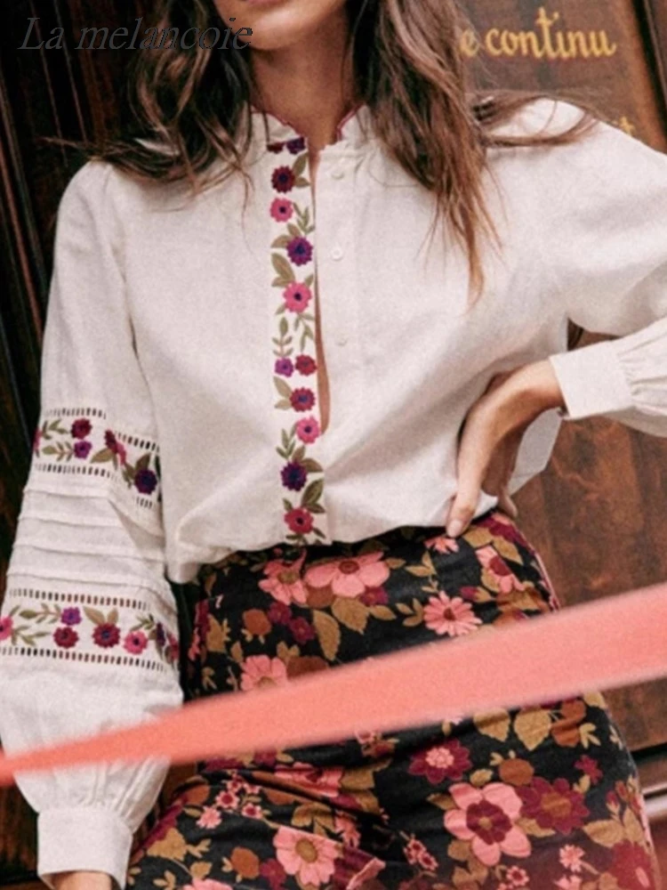 

Embroidery Floral Shirt For Women French Retro Single Breasted Cotton Blouse 2024 Spring Round Neck Ruffled Long-sleeved Shirts