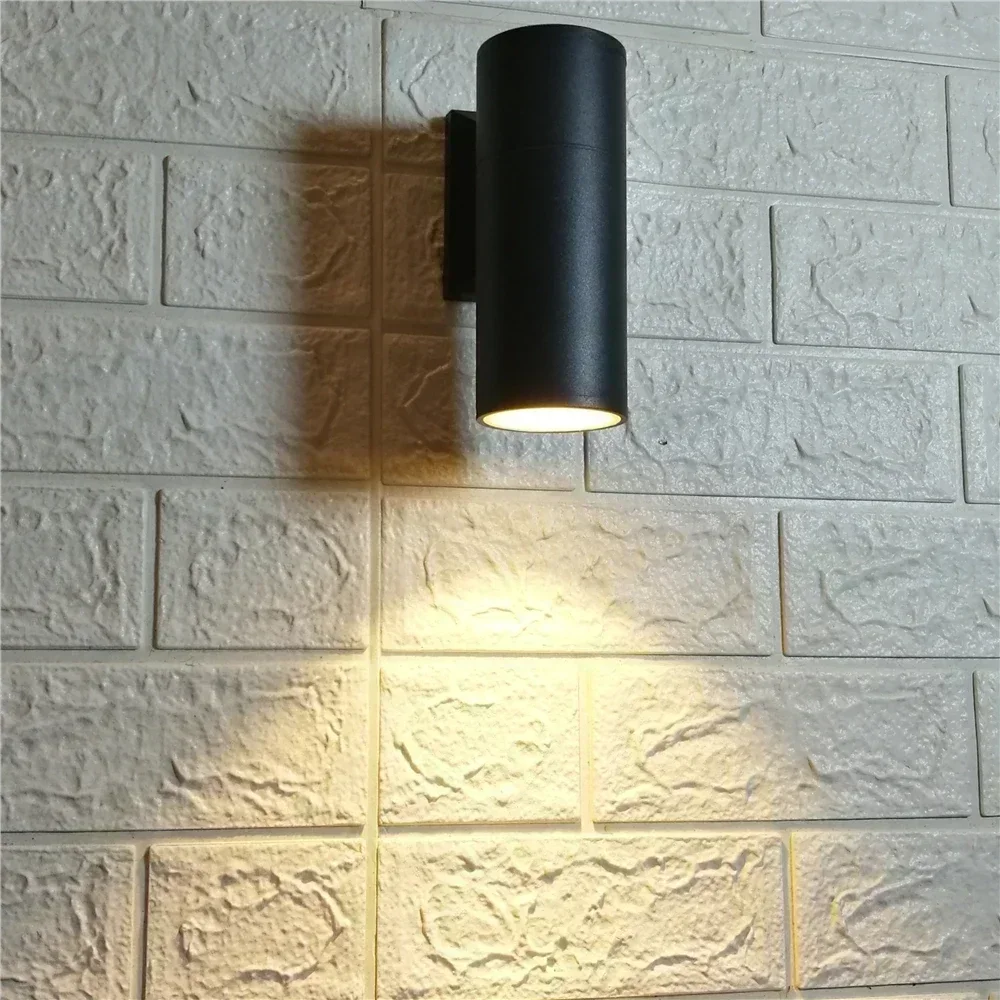 

Stylish Outdoor Wall Lamp - Porch Lights with Minimalist Design and High Quality Materials 10W