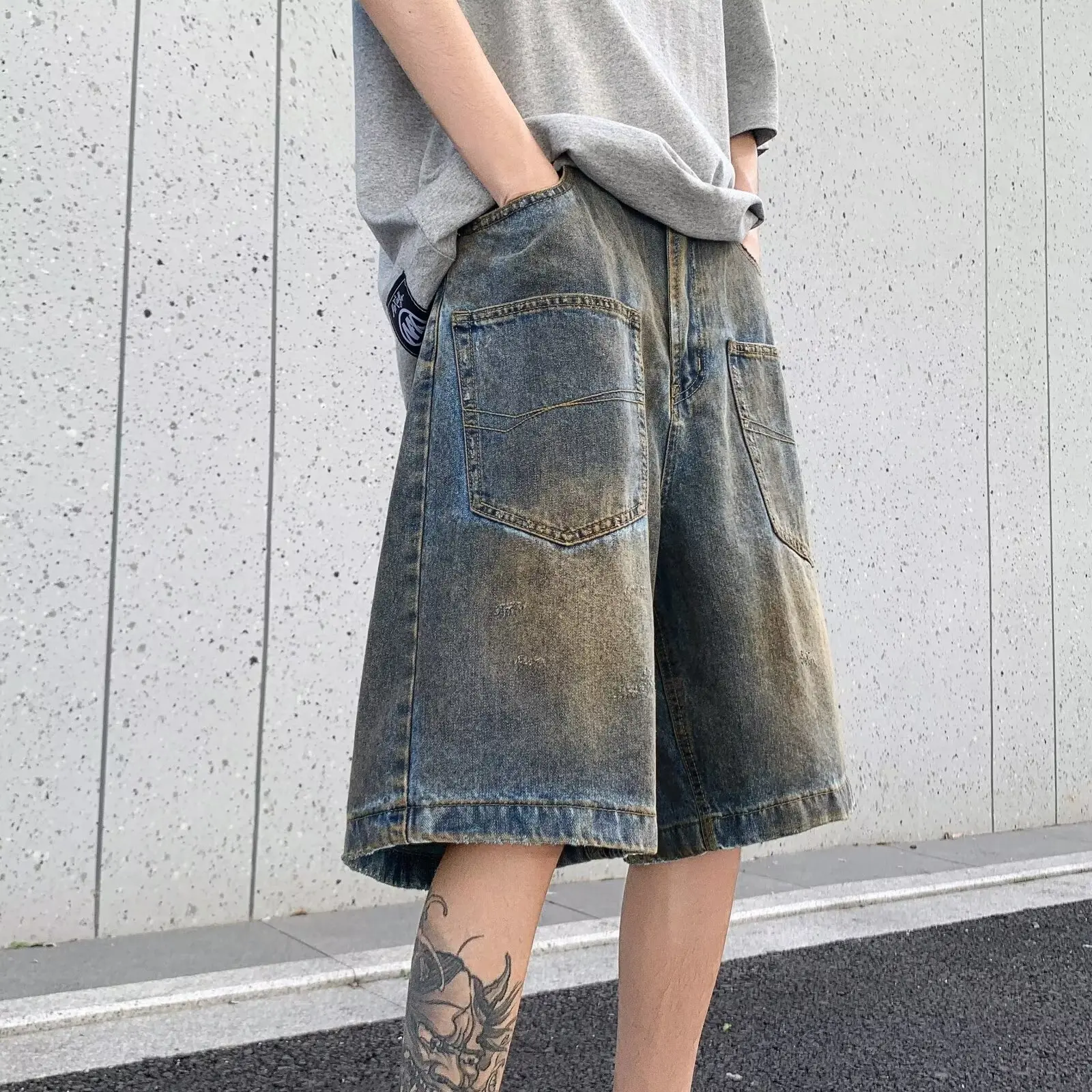 

Ретро американские повседневные джинсовые брюки со свободной талией, мужские летние гонконгские брюки, модный дизайн, прямые брюки пяти четвертей