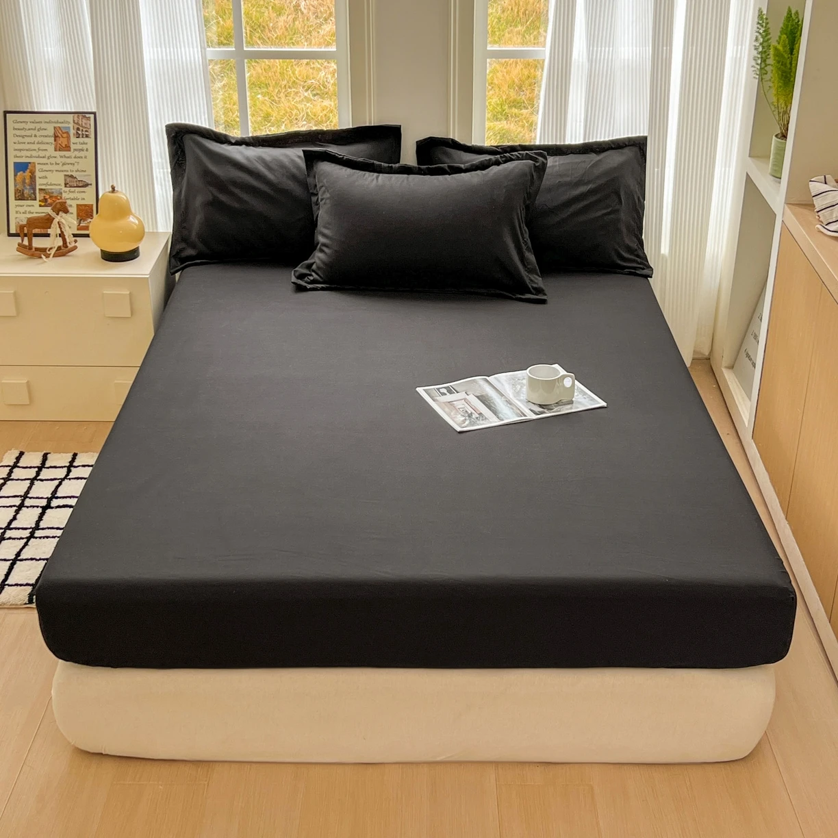 Variant: Black