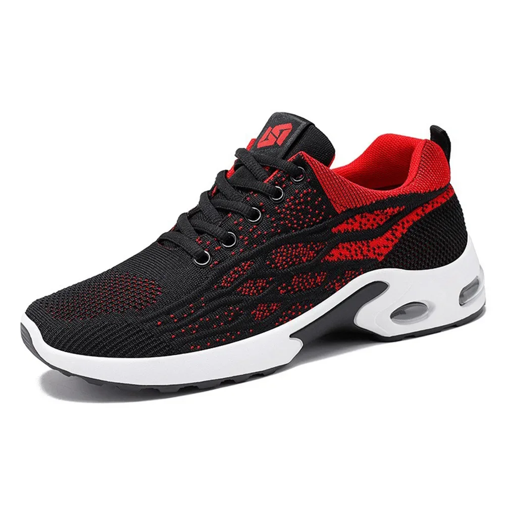 أحذية الجري الرجالية 2025 نمط جديد قابل للتنفس برباط علوي كاجوال خفيف الوزن النسخة الكورية أحذية رياضية بطانة داخلية شبكية
