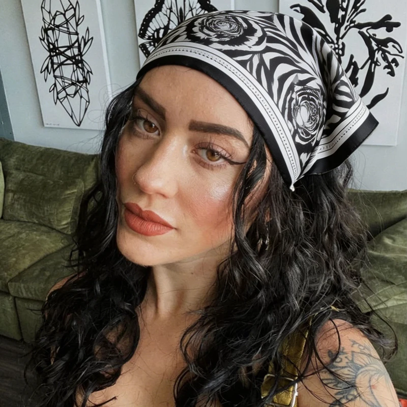 

Tiger Print Zebra Stripe Square Silk Scarf for Women Soft Satin Bandana Fashion Shawl Neck Scarf for Summer Travel and Daily