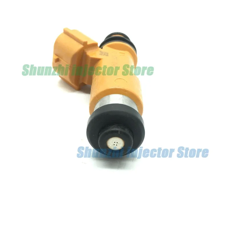 Fuel Injector Nozzle For SUBARU SUZUKI APV FUTURA K-M 15710-61J00 1571061J00