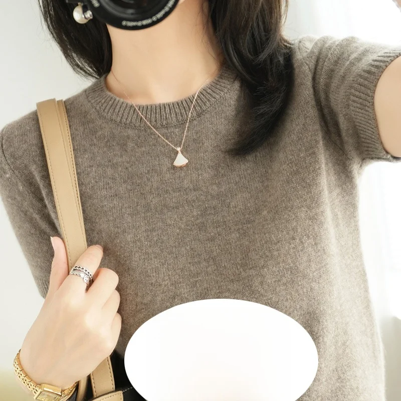 

Spring New Arrival Women's Camere Sweater ort Sve round Ne Loose Knitted f Sve Base irt ort Sle Overhead...