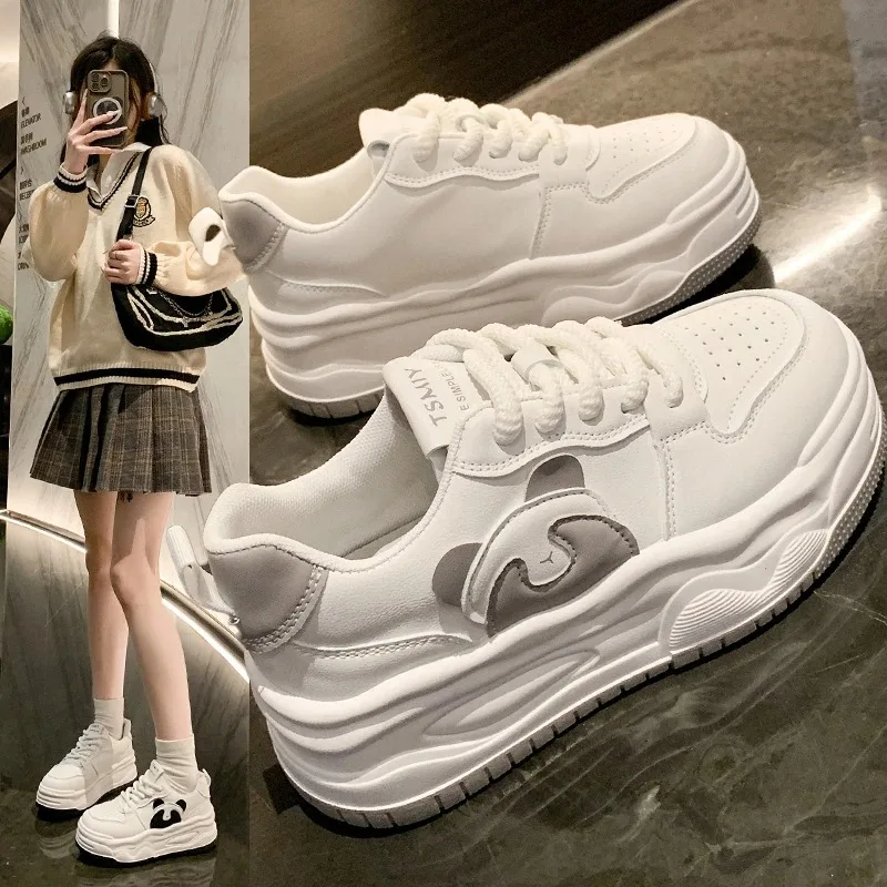 

2024 Summer and Autumn New Versatile Elevated Casual Sports Shoes Round Toe Dad Shoes Thick Sole Little White Shoes for Women