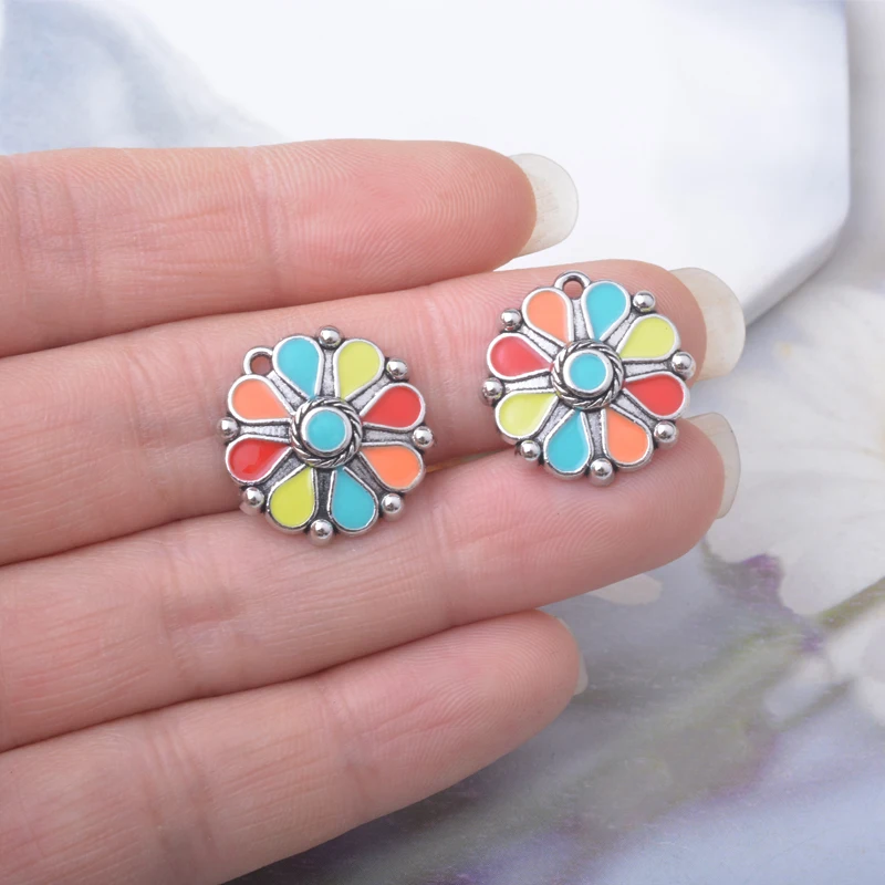 12 Stück/Set Antike Silberfarbene Sonnenblumen-Emaille Kleine Damen-Anhänger Legierung Ohranhänger DIY Bohemian-Stil Schmuck Ohrring-Komponenten – Detail 6
