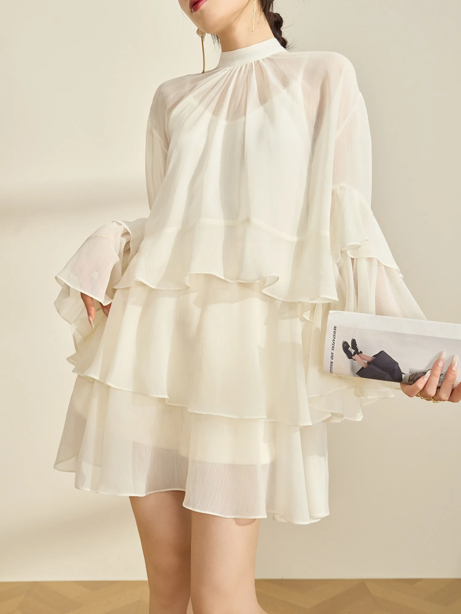 

Early Spring Fashion White Lace Trim Flared Sleeve Shirt And Skirt Set Elegant Style Women's Clothing Breathable Polyester Fa...