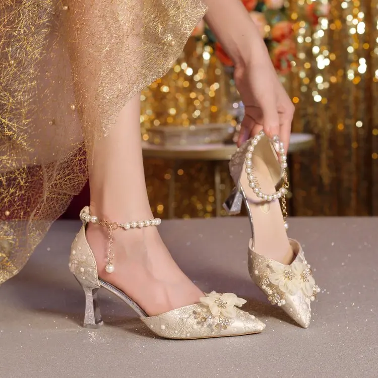 

Женские туфли на высоком каблуке с жемчужным декором, тонкими ремешками, удобные, с острым носком, модные, в корейском стиле, для свадьбы
