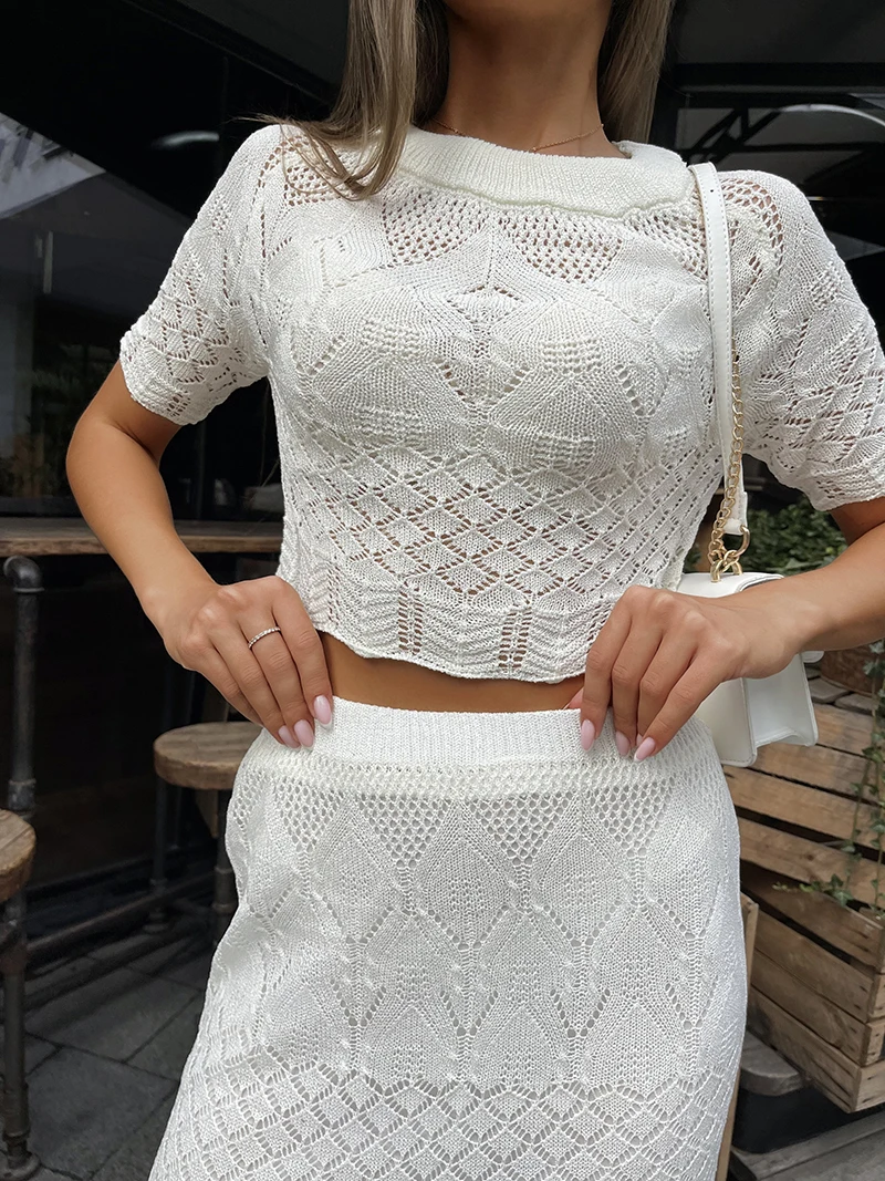 Seksowny letni dwuczęściowy zestaw damski Casual Knit Skirt 2-częściowy zestaw z podszewką Hollow White Floral Dzianinowy dwuczęściowy zestaw damski