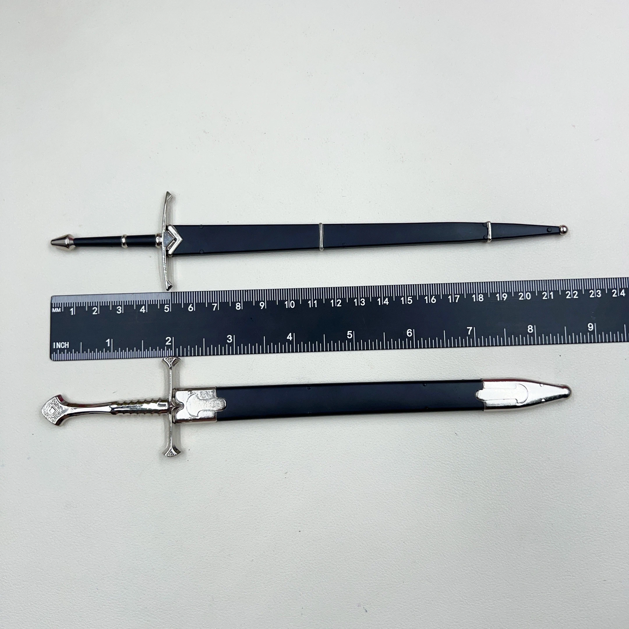 22 سنتيمتر سيف Narsil المفاتيح مجموعة LoTR الهوبيتس الفيلم الأجهزة الطرفية القرون الوسطى البهجة غاندالف ميثراندير السيف نماذج اللعب #1