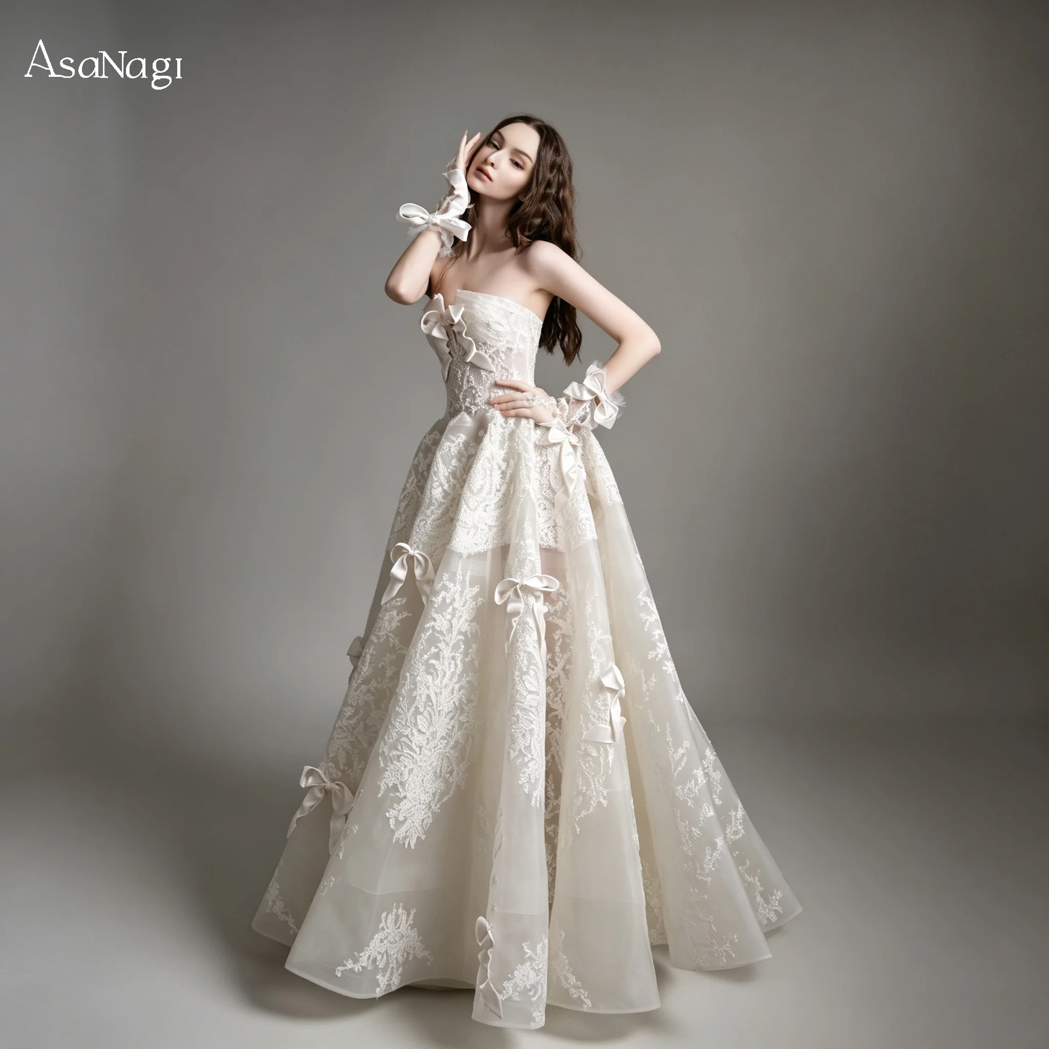Strapless Corset Lace Wedding Dress Satin Bows Multi-Layer Tulle Princess Gown With Lace Cuffs Vintage Romantic Bridal Gown