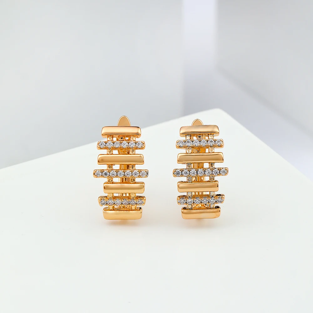 Catuni New Luxurious Geometric-Shaped Hollow Earrings 18k Gold Plated White Zirconia Earrings Fashionable Jewelry For Women